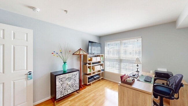 Building Photo - 42252 Black Rock Terrace