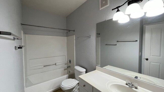 Building Photo - Limited-Time Offer! Sign a lease before Ma...