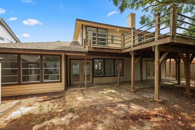 Building Photo - Remodeled 3-Bed Home with Office & Deck in...