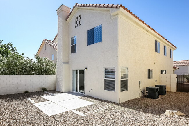 Building Photo - 6349 Rose Tree Ln