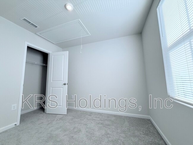 Building Photo - 354 Apricot Sun Wy