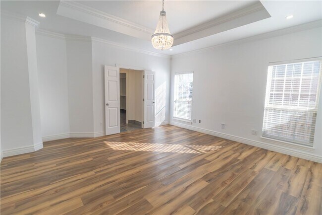 Building Photo - 4518 Olive Tree Ave