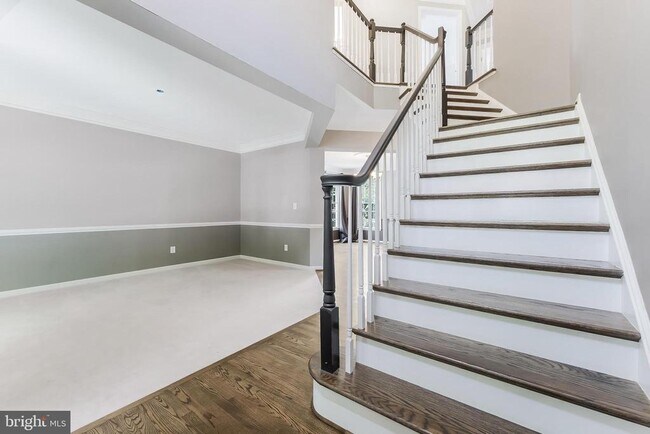 Building Photo - 20152 Boxwood Pl