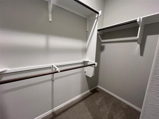 Building Photo - 13 Bent Trl Ln