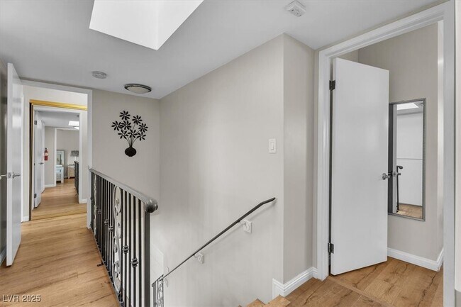 Building Photo - 2100 Westlund Dr