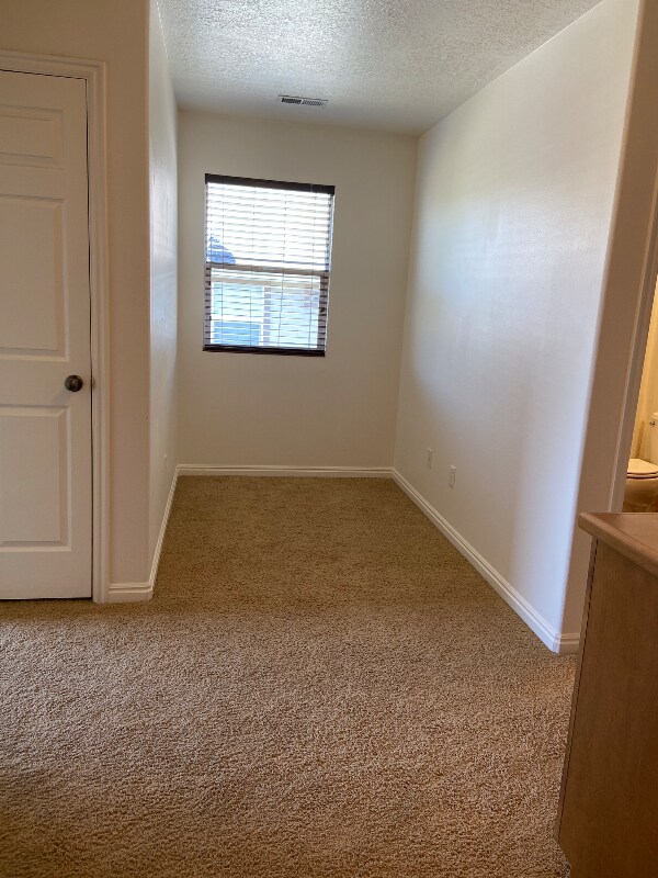 Building Photo - 1349 2910 N