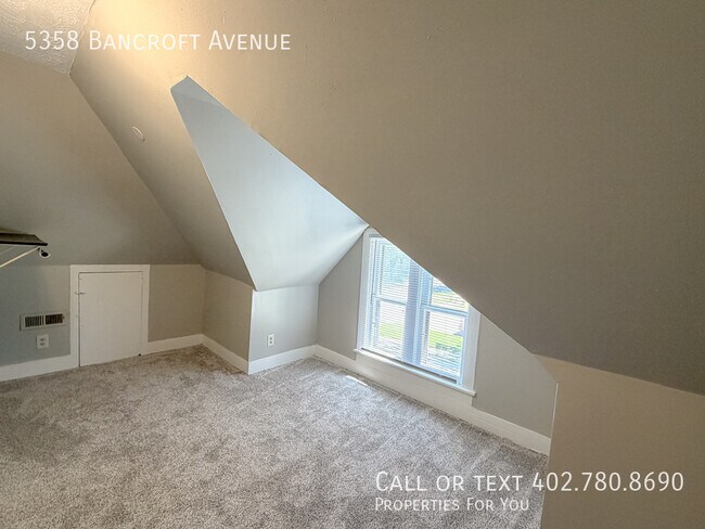 Building Photo - 5358 Bancroft Ave