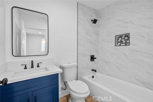 Building Photo - 3223 Lanfranco St