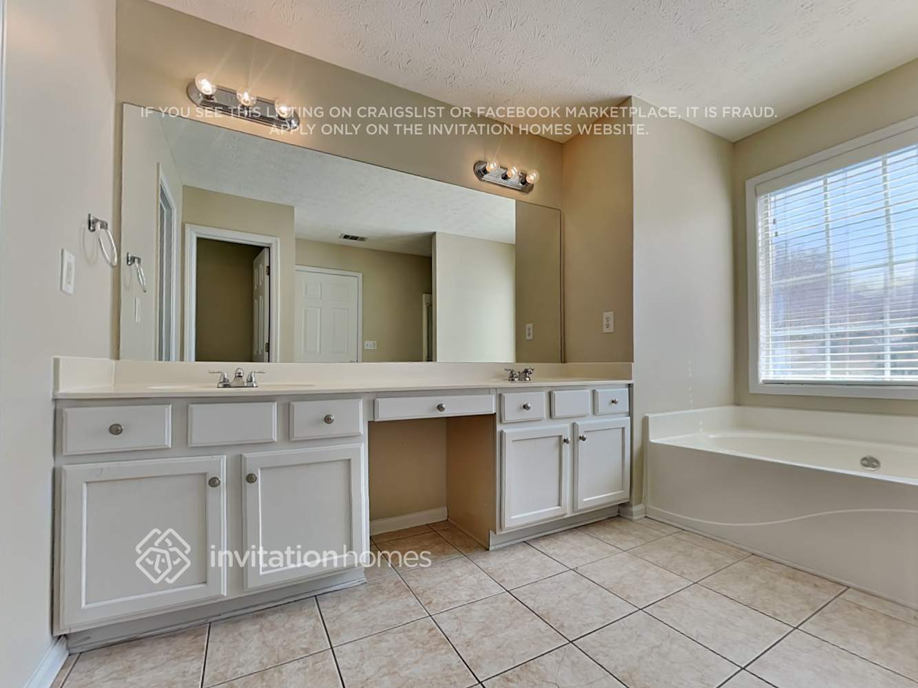 Building Photo - 1218 Everwood Dr SW