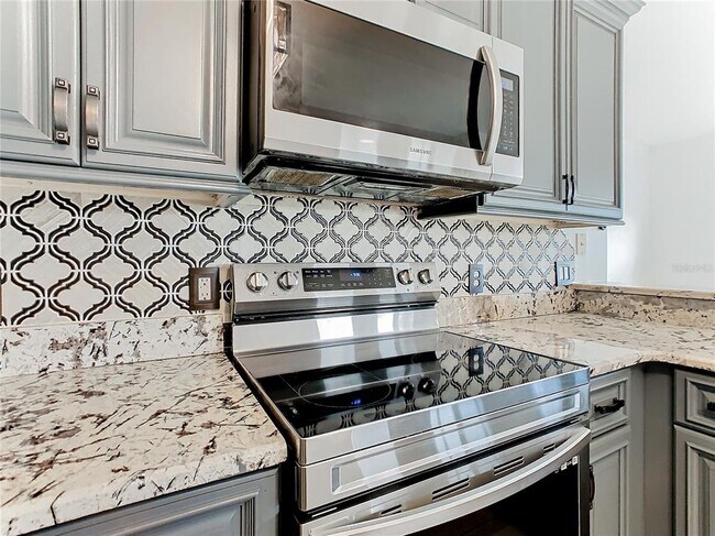 Building Photo - 3623 Weatherfield Dr