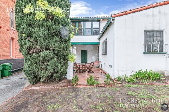 Building Photo - 1967 Palmerston Pl