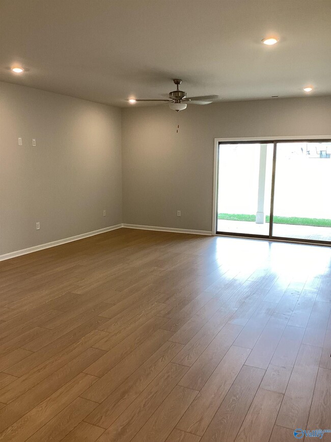 Building Photo - 28589 Whitehall Ln