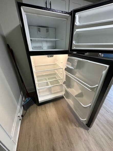 Building Photo - 2505-2507-2507 Cleveland Ave