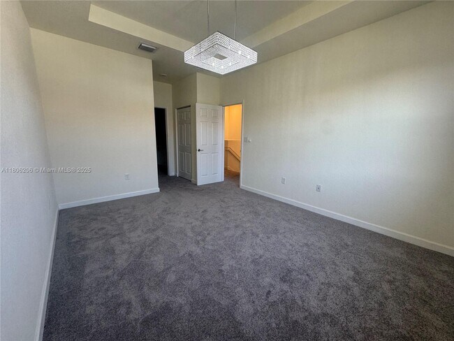 Building Photo - 3368 W 108th St