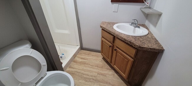 Building Photo - Single Family Home