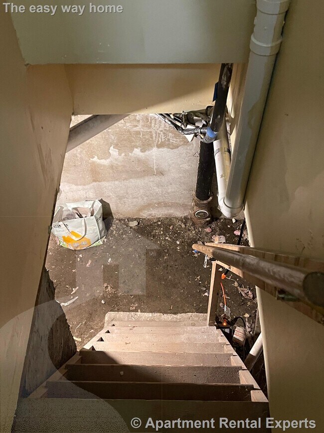 Building Photo - 741 Somerville Ave