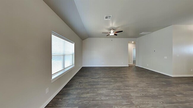 Building Photo - 7001 Elk Canyon Rd