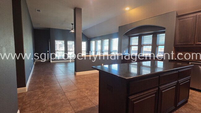 Building Photo - 525 Bamborough Dr