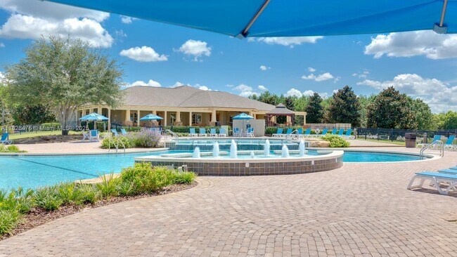 Building Photo - 4361 Dogwood Cir