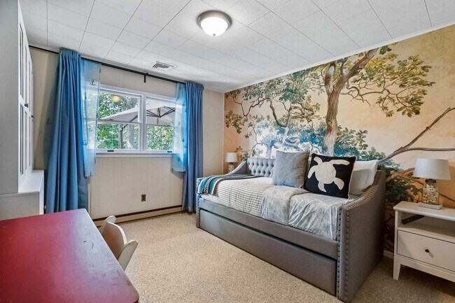 Building Photo - 1345 Long Creek Dr