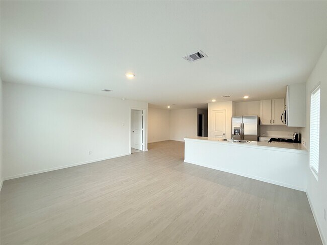 Building Photo - 29035 Great Flatland Trl