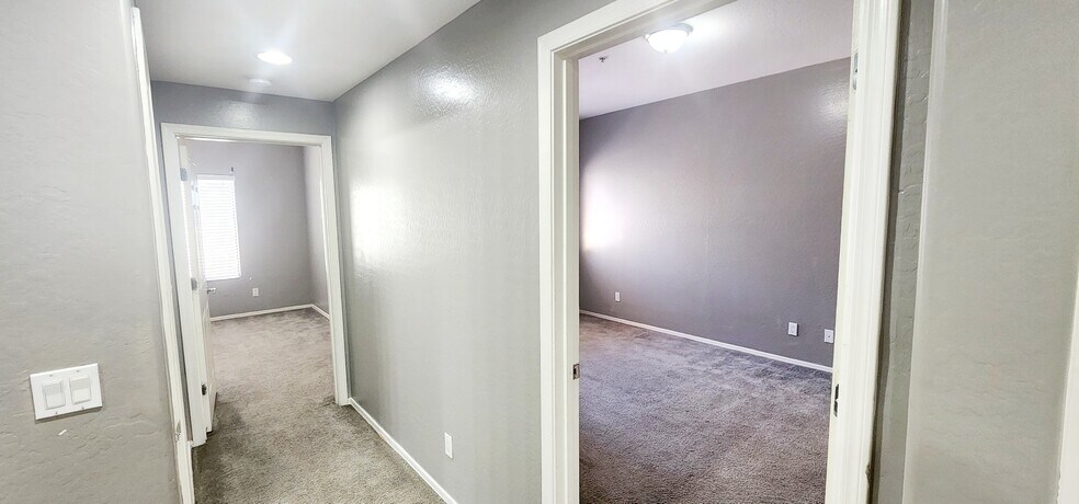 Building Photo - 21655 N 36th Ave