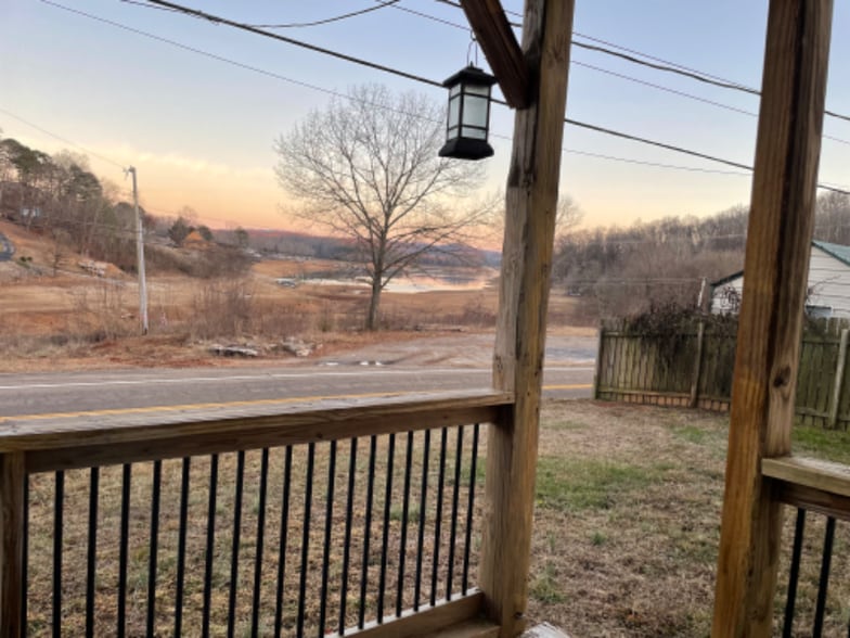 Building Photo - 116 Roberts Ridge