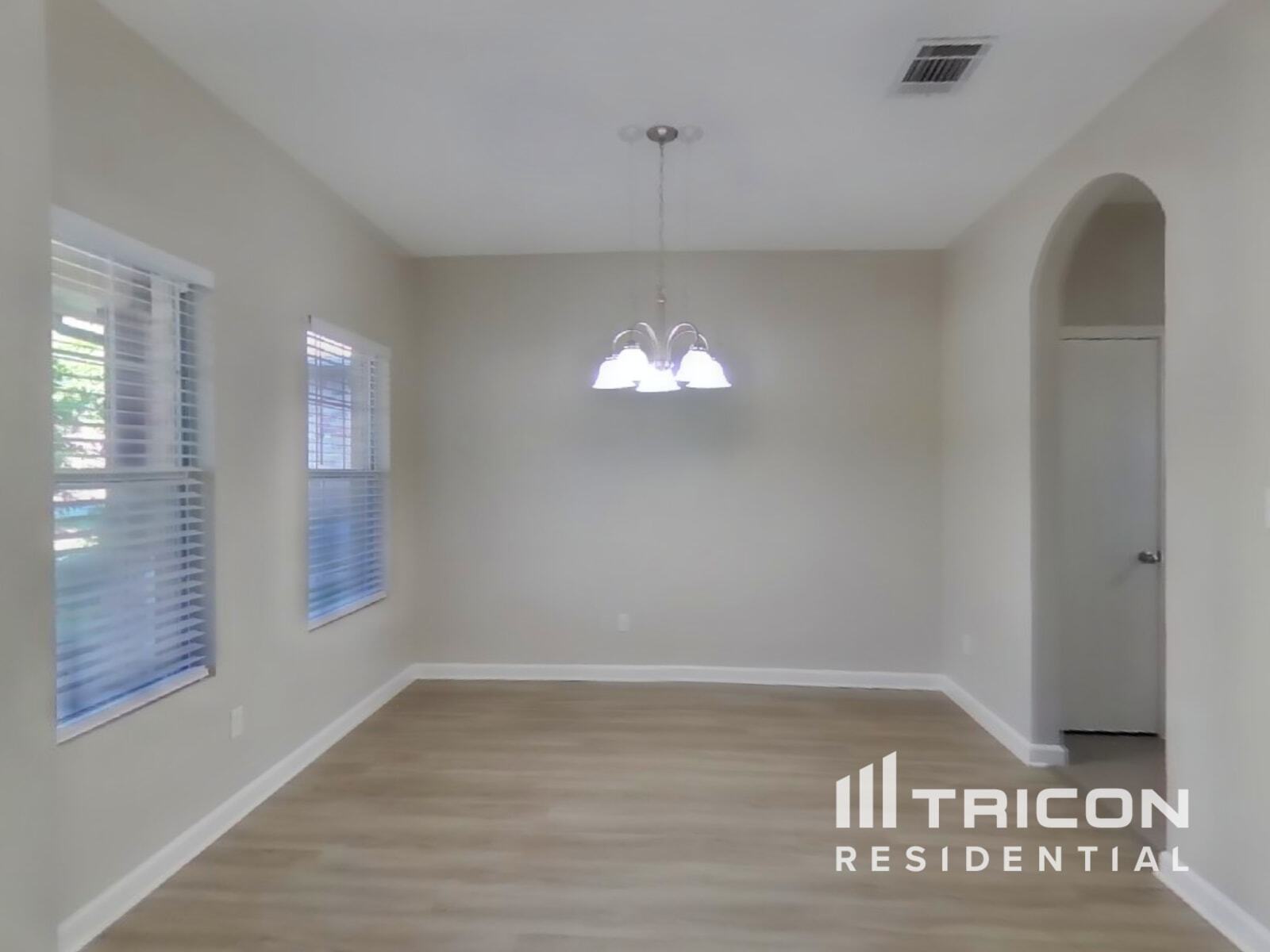 Building Photo - 312 Nogales Ln
