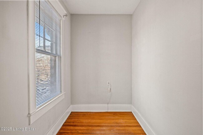 Building Photo - 1200 Cherokee Rd