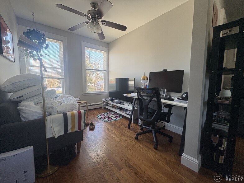 Building Photo - 4 Belvidere Pl