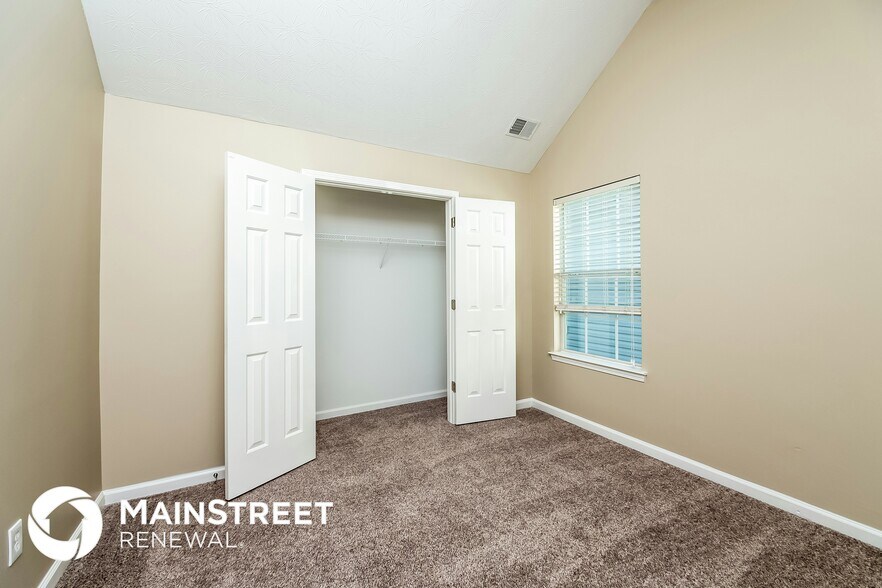 Building Photo - 11181 James Madison Dr