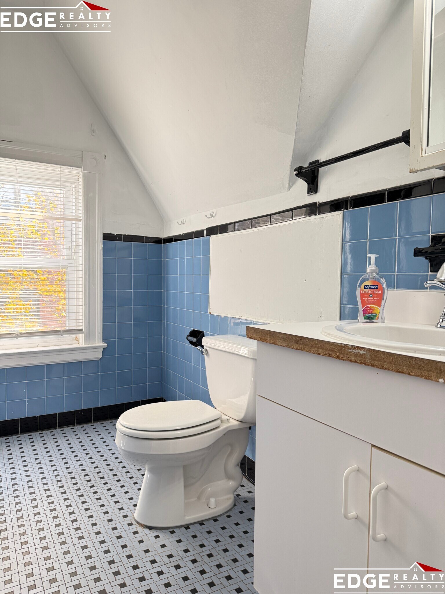 Building Photo - 16 South St