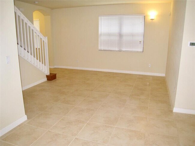Building Photo - 9624 Waterview Way