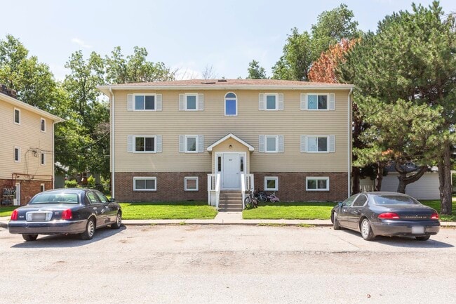 Front of Ashland Park Apartments. - Ashland Park II Apartments