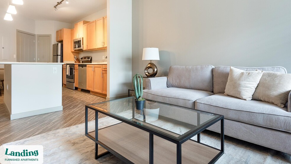 Building Photo - 5800 Highlands Plaza Dr