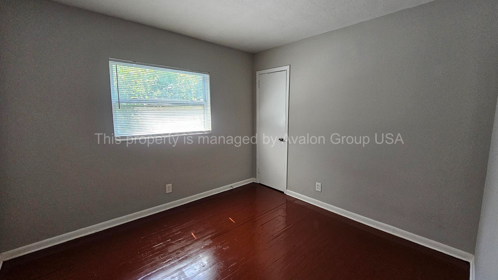 Building Photo - 1497 W 29th St
