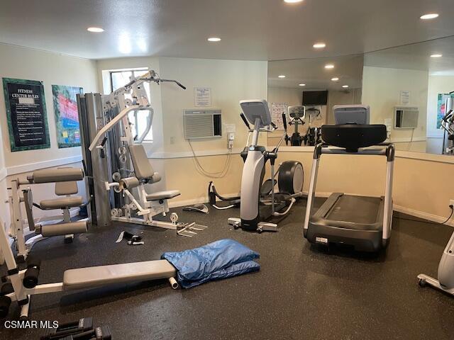 Building Photo - 5340 Yarmouth Ave