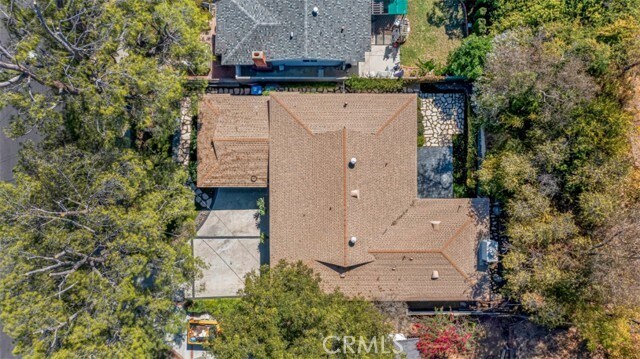 Building Photo - 9425 McLennan Ave.