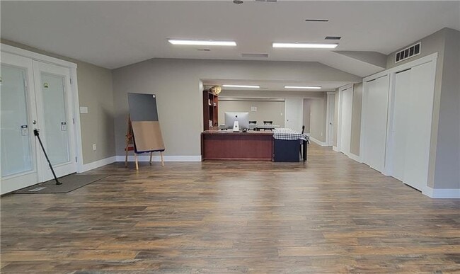 Building Photo - 2413 Nicholson Rd