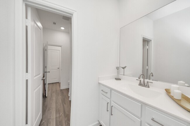 Building Photo - 2302 Dewford Fls Dr
