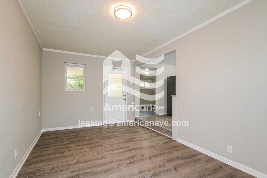 Building Photo - 20 St Laurence Dr