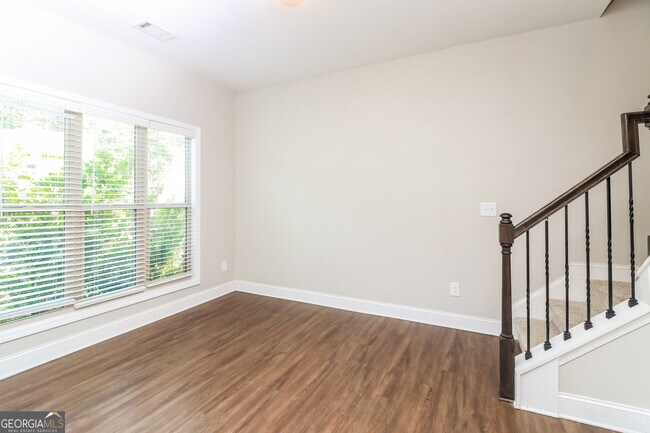 Building Photo - 632 Overlook Gln Dr