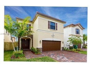 Building Photo - 8770 NW 99th Path