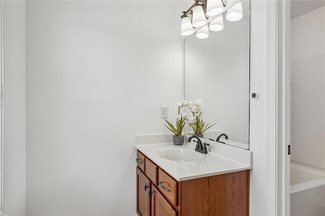 Building Photo - 5811 Kendrix Ridge Dr