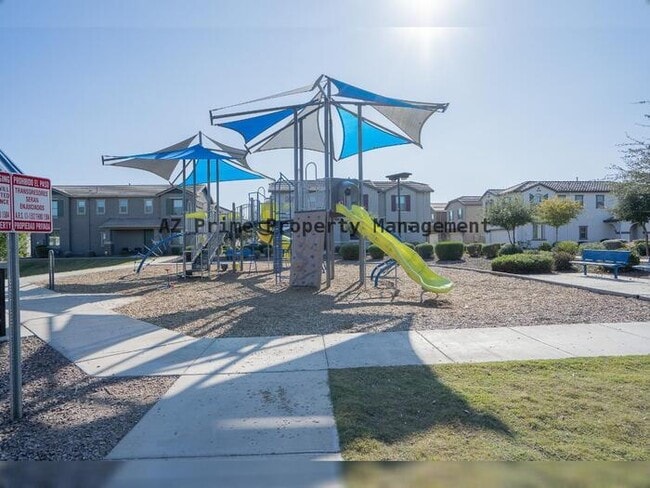 Building Photo - 3814 S 58th Dr