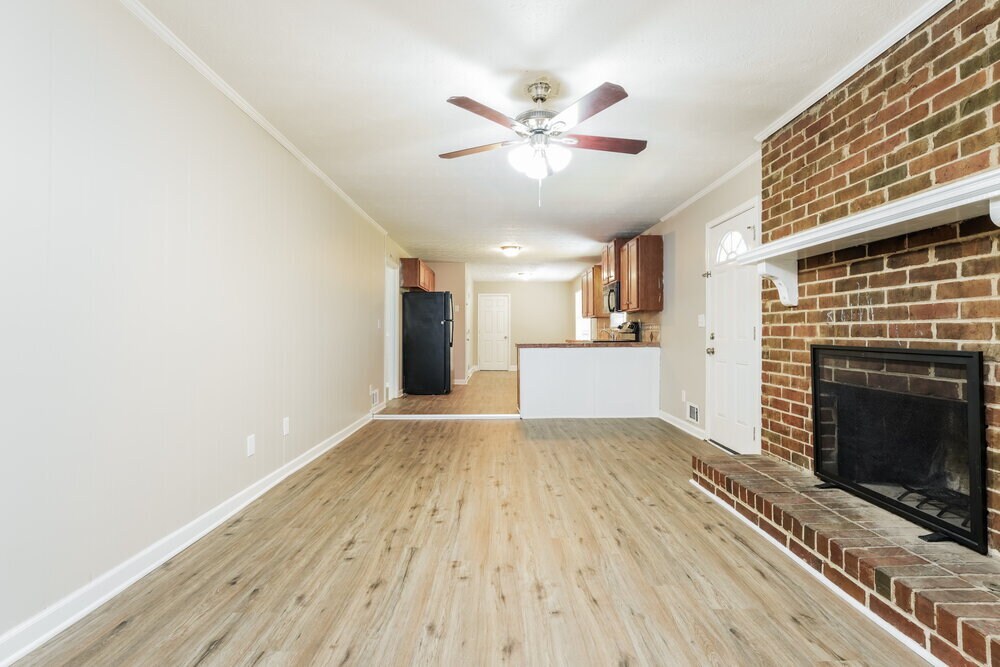 Building Photo - 1752 Enid Dr