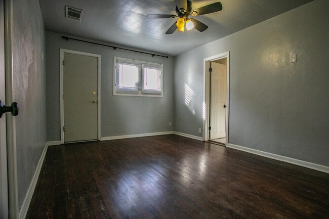 Downstairs bedroom - 2300 19th St