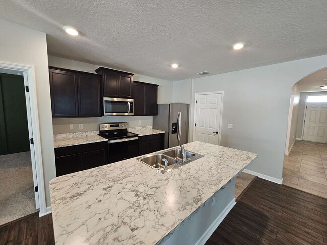 Building Photo - Rockledge 3/2