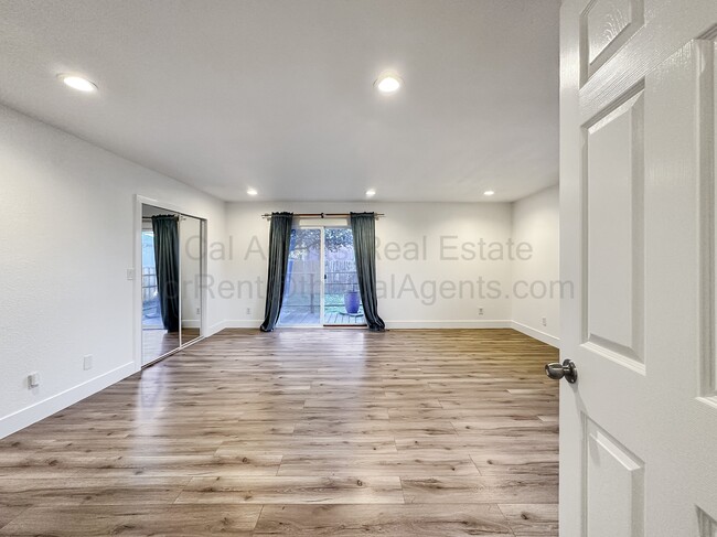 Building Photo - 2229 88th Ave