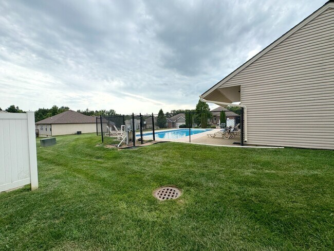 Building Photo - 1214 Dustins Way